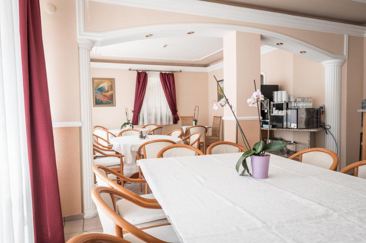 Bed and Breakfast Kaiser Panzio Бая Экстерьер фото