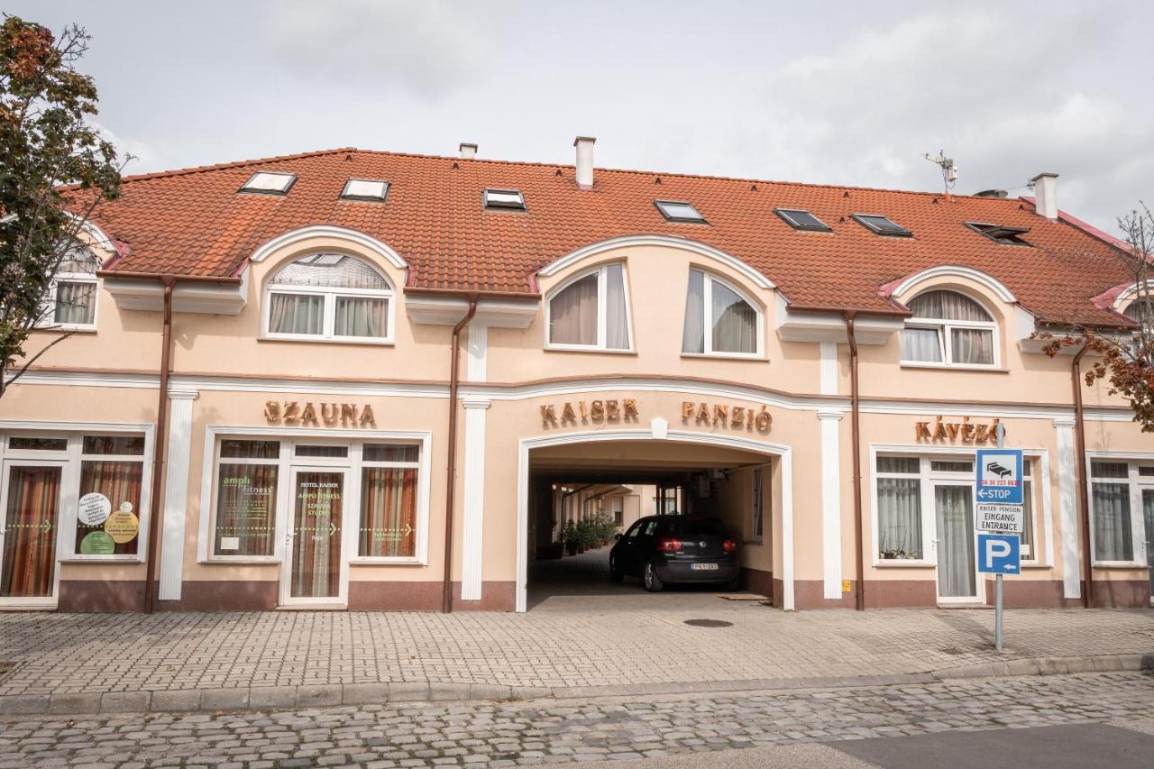 Kaiser Panzio Бая Экстерьер фото
